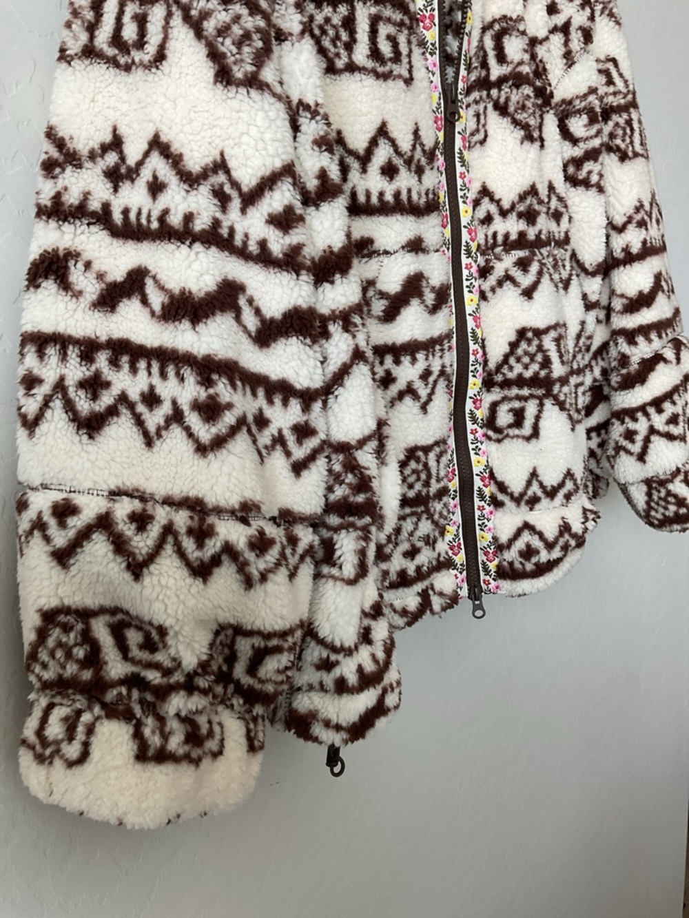 Urban Outfitters NWOT BDG Jacket - Picture 3 of 16